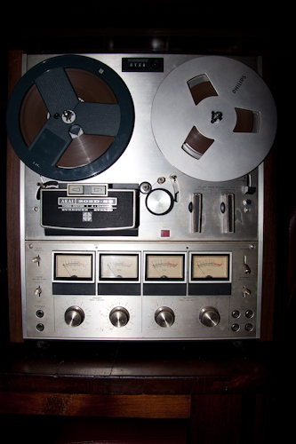 akai-001.jpg