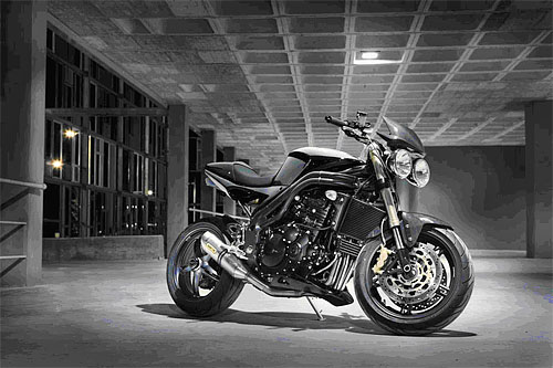 triumph-speed-triple-1050-07-1.jpg